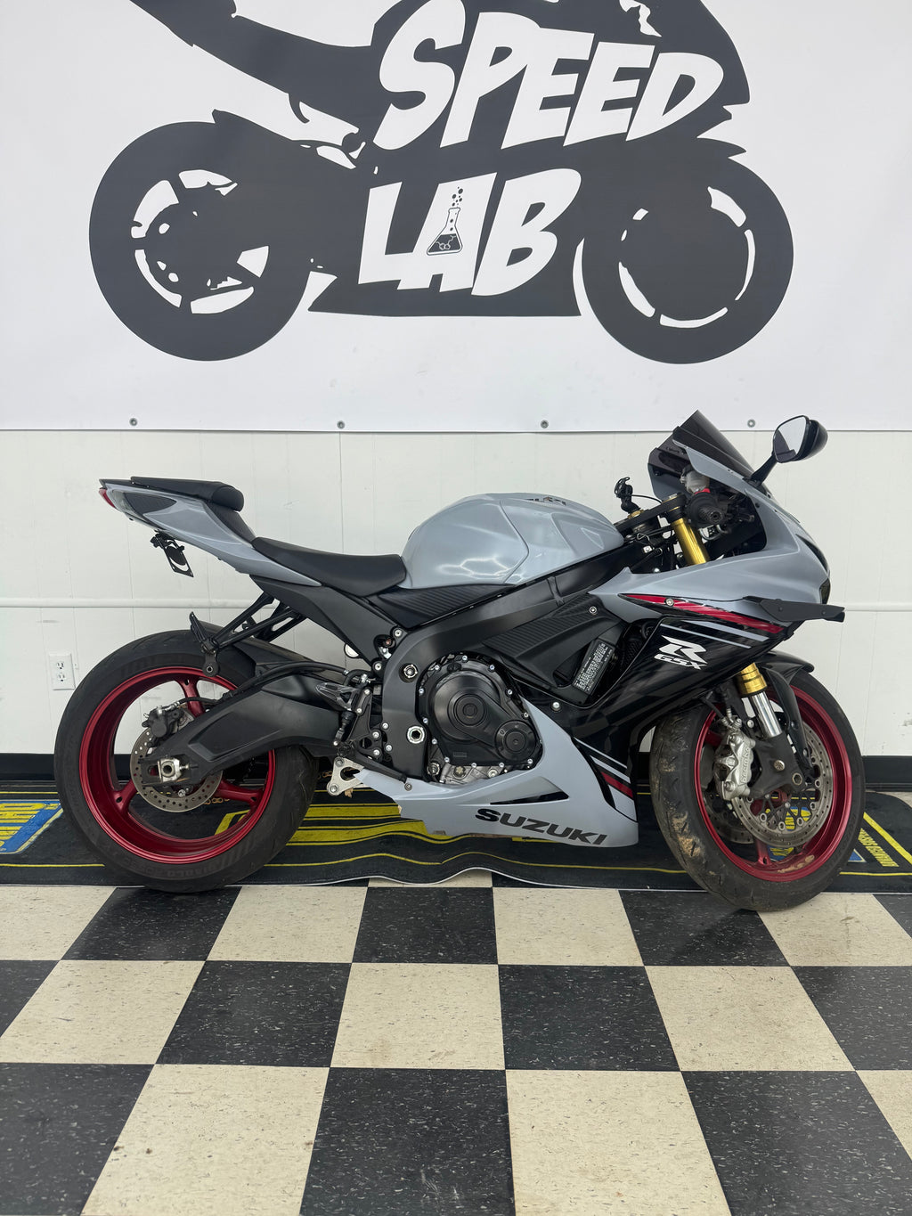 2023 Suzuki GSX-R 750 image 1