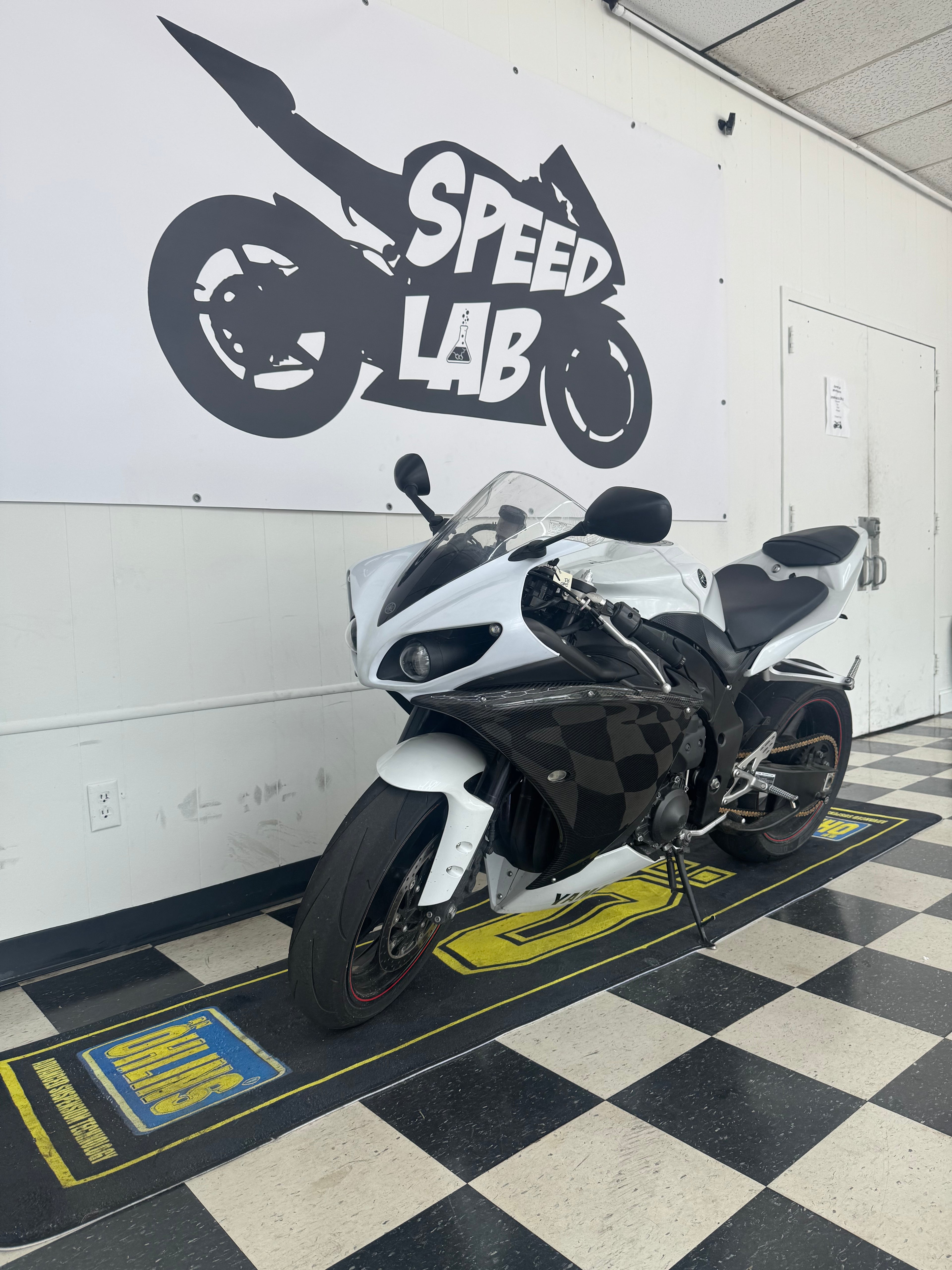 2010 Prostock Yamaha R1 image 1