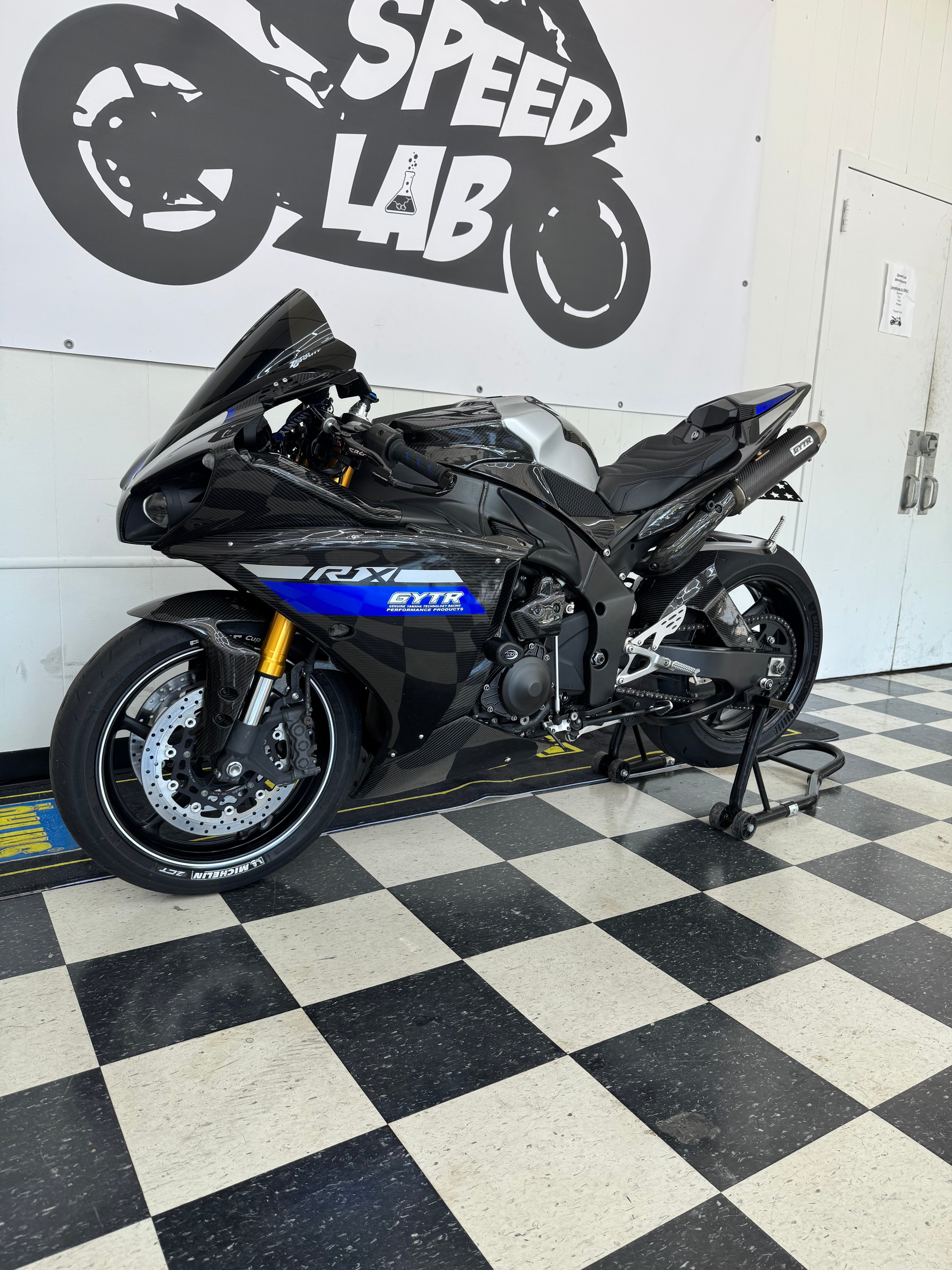 2010 Yamaha R1