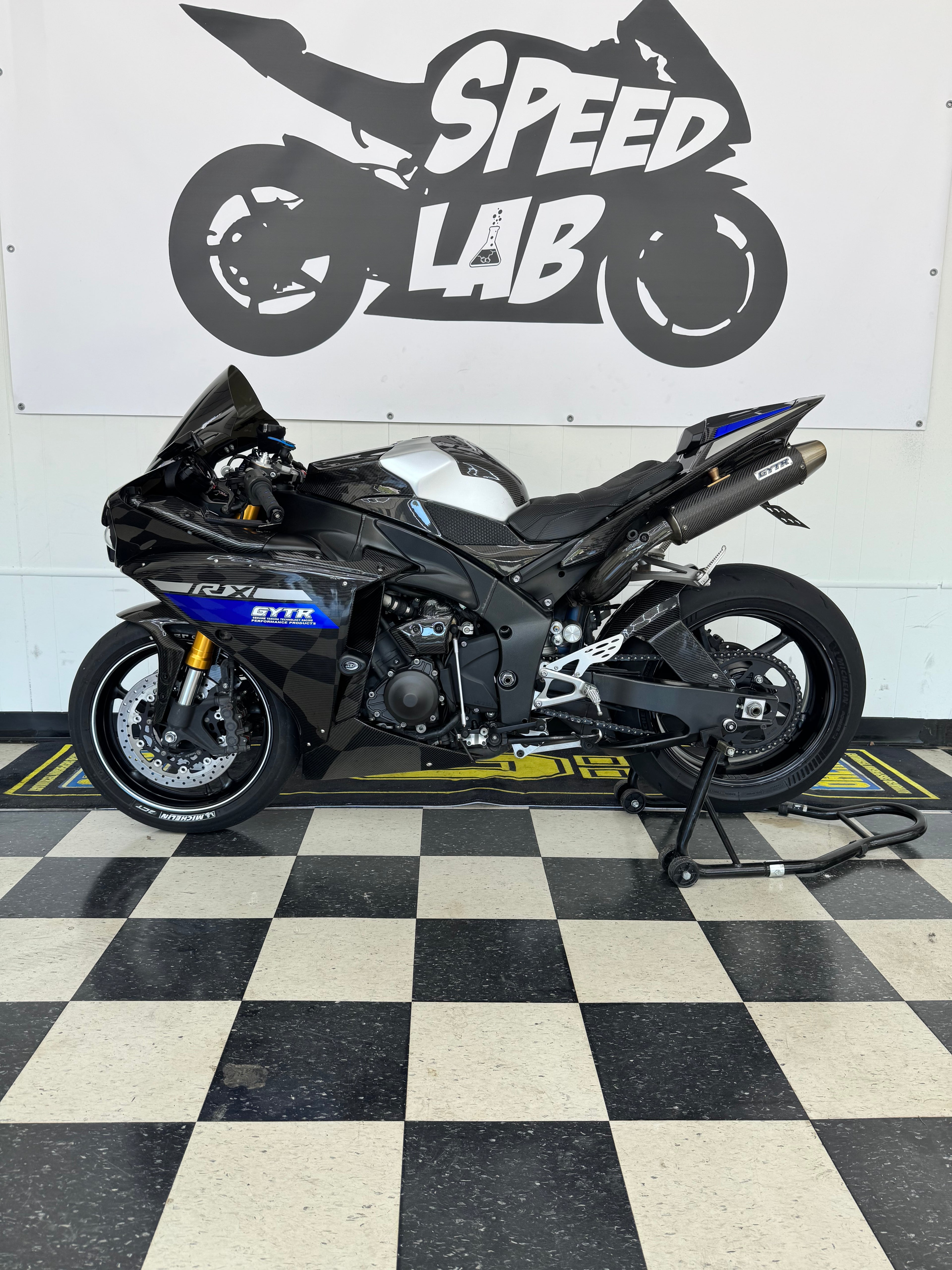 2010 Yamaha R1