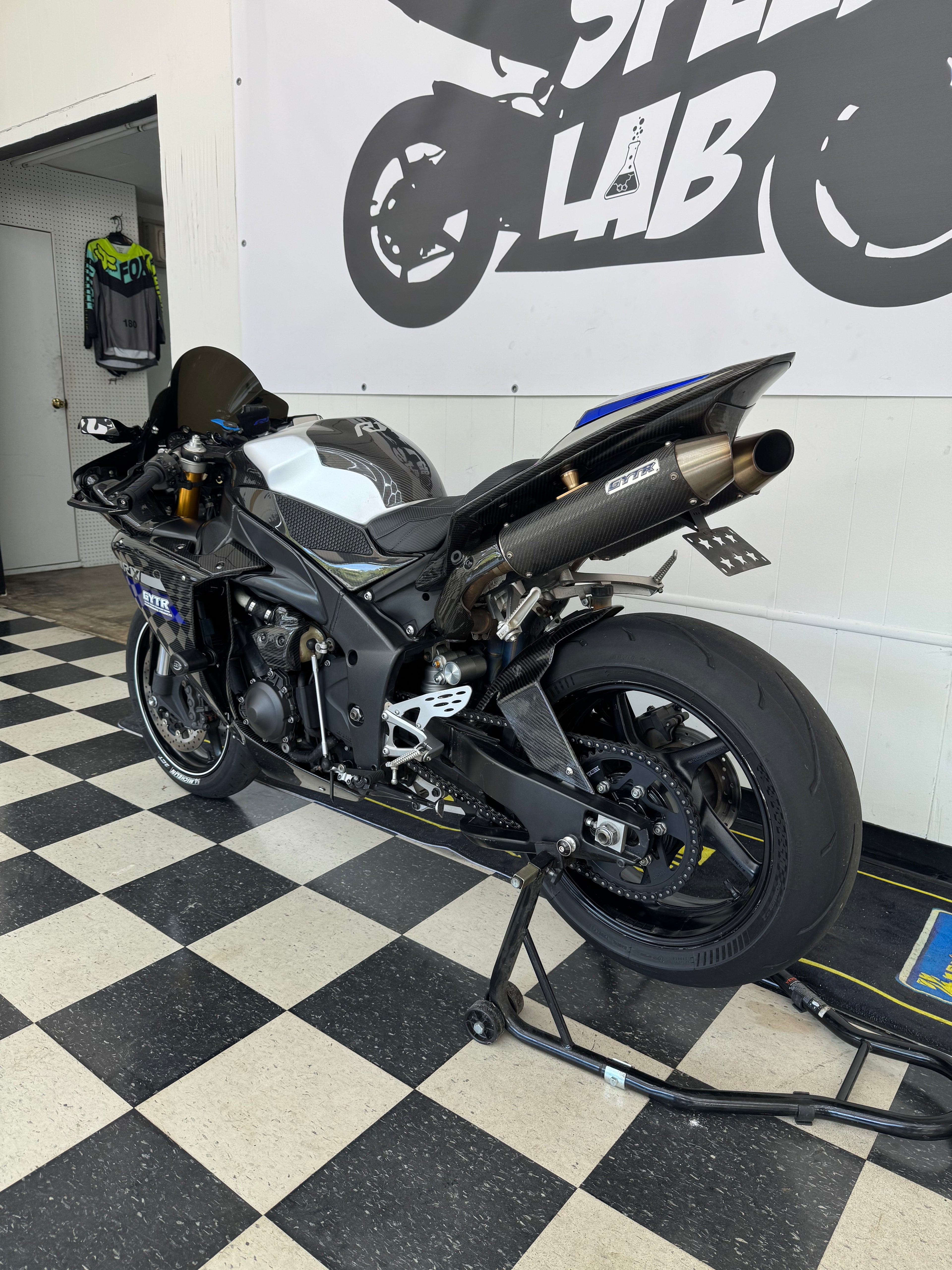 2010 Yamaha R1