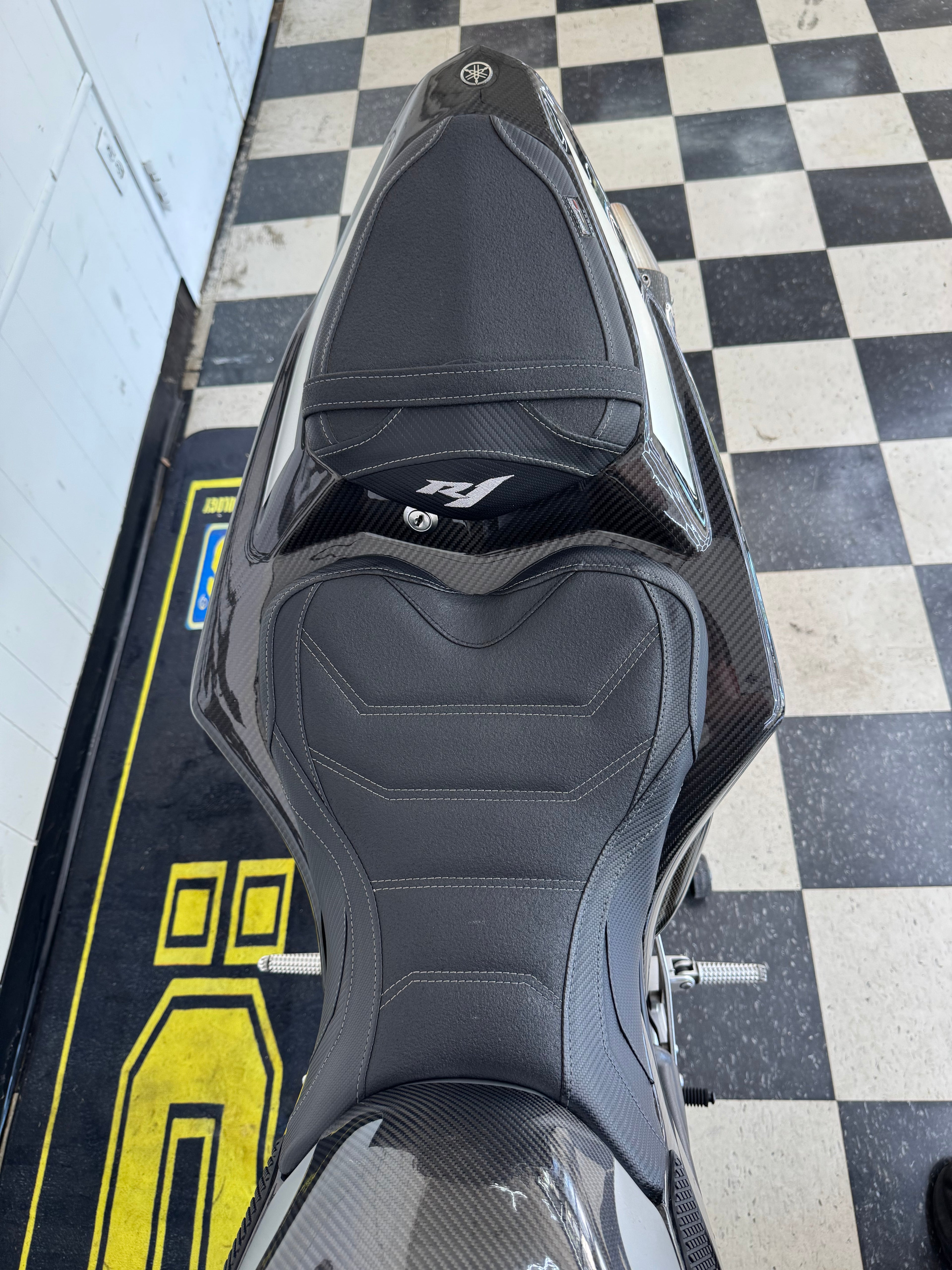 2010 Yamaha R1
