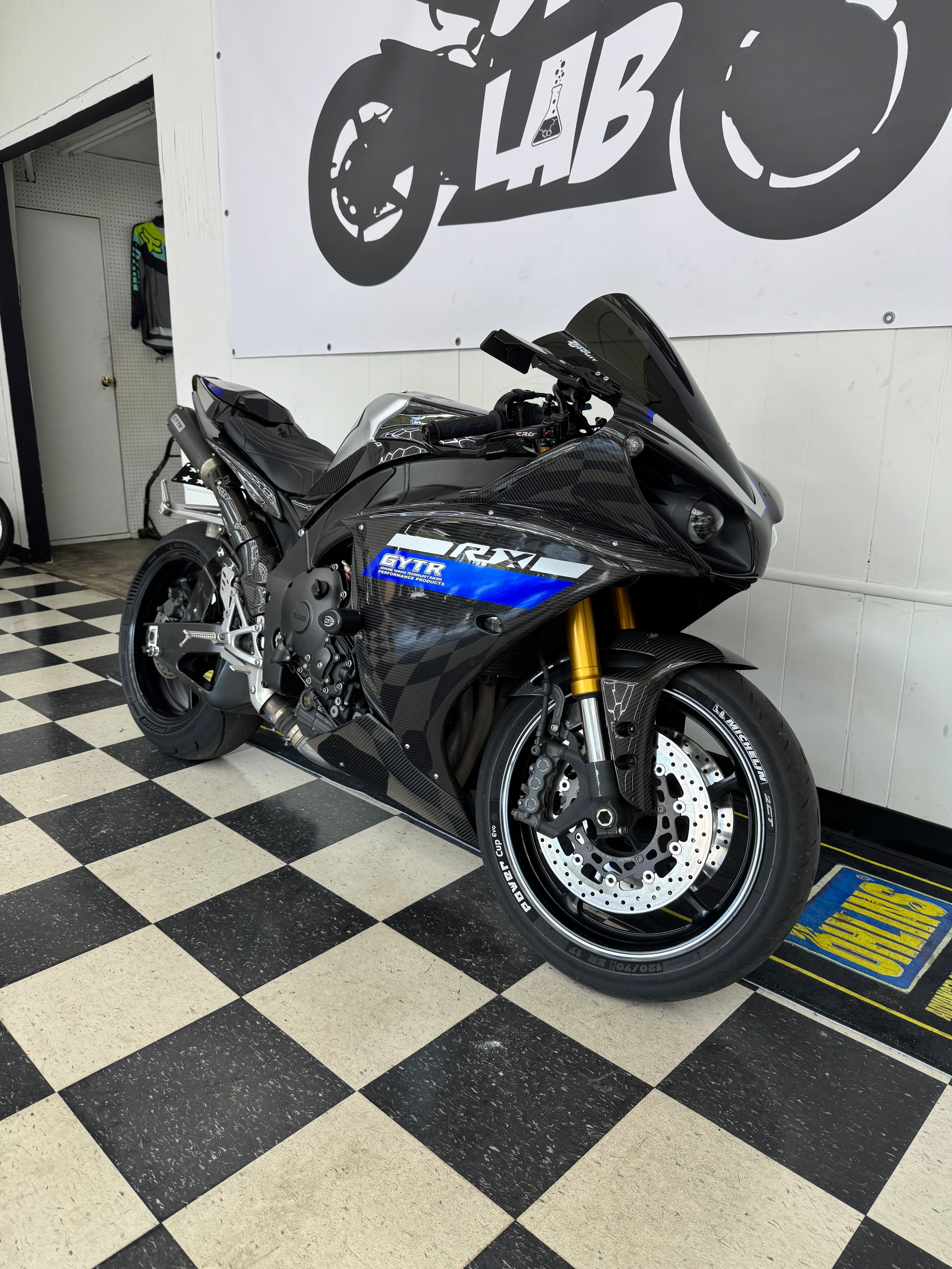2010 Yamaha R1