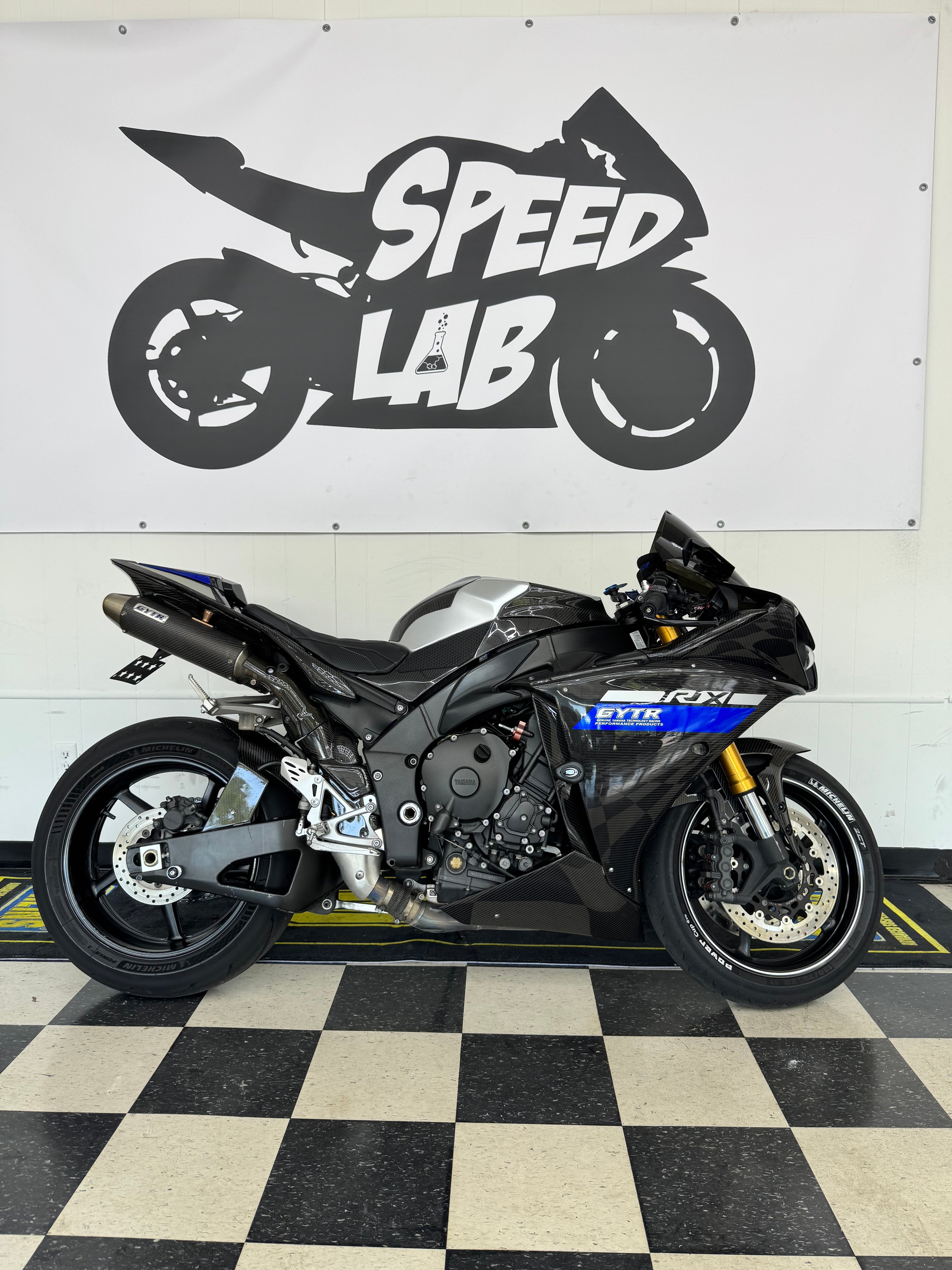 2010 Yamaha R1