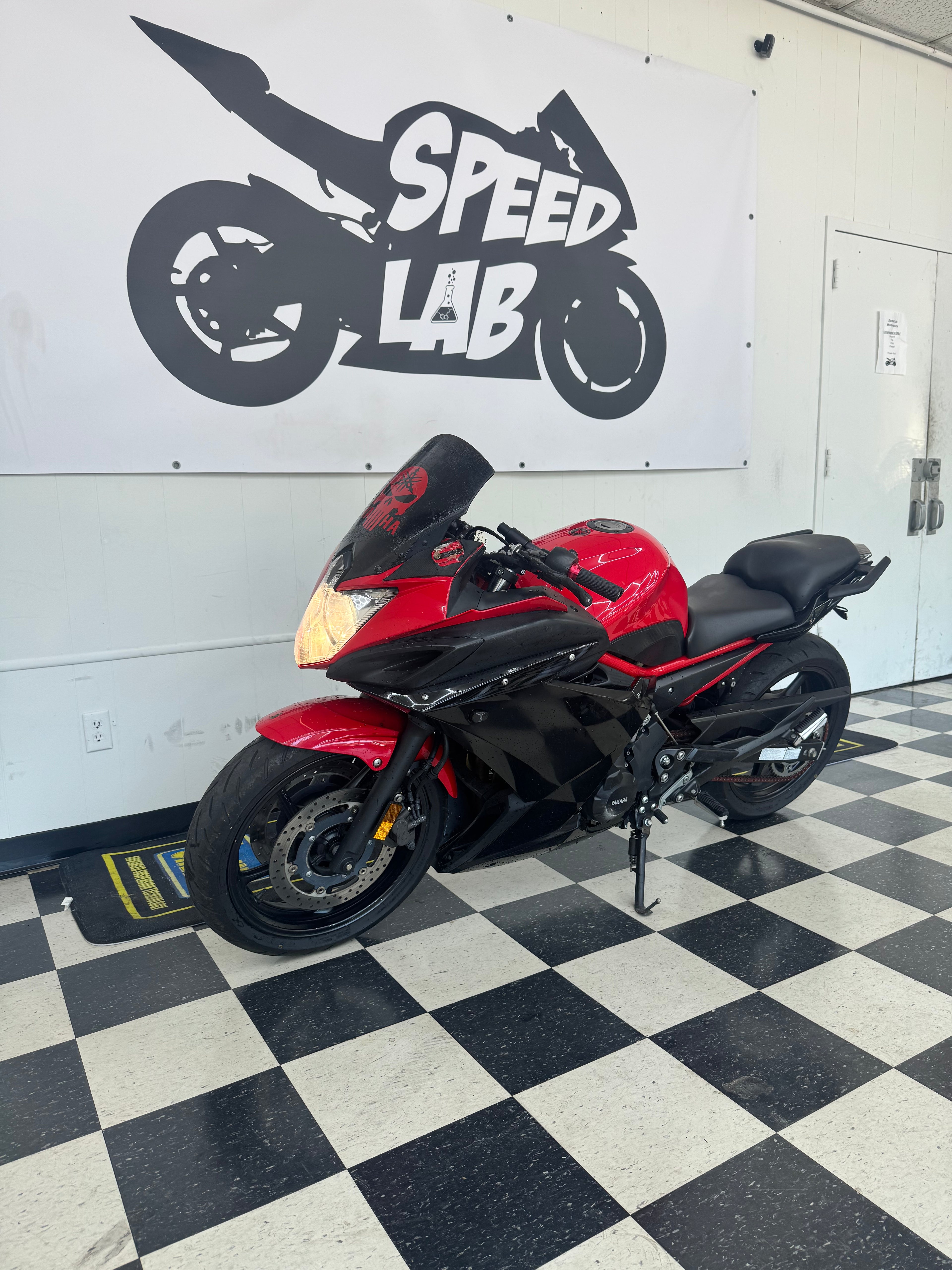 2015 Yamaha FZ6R