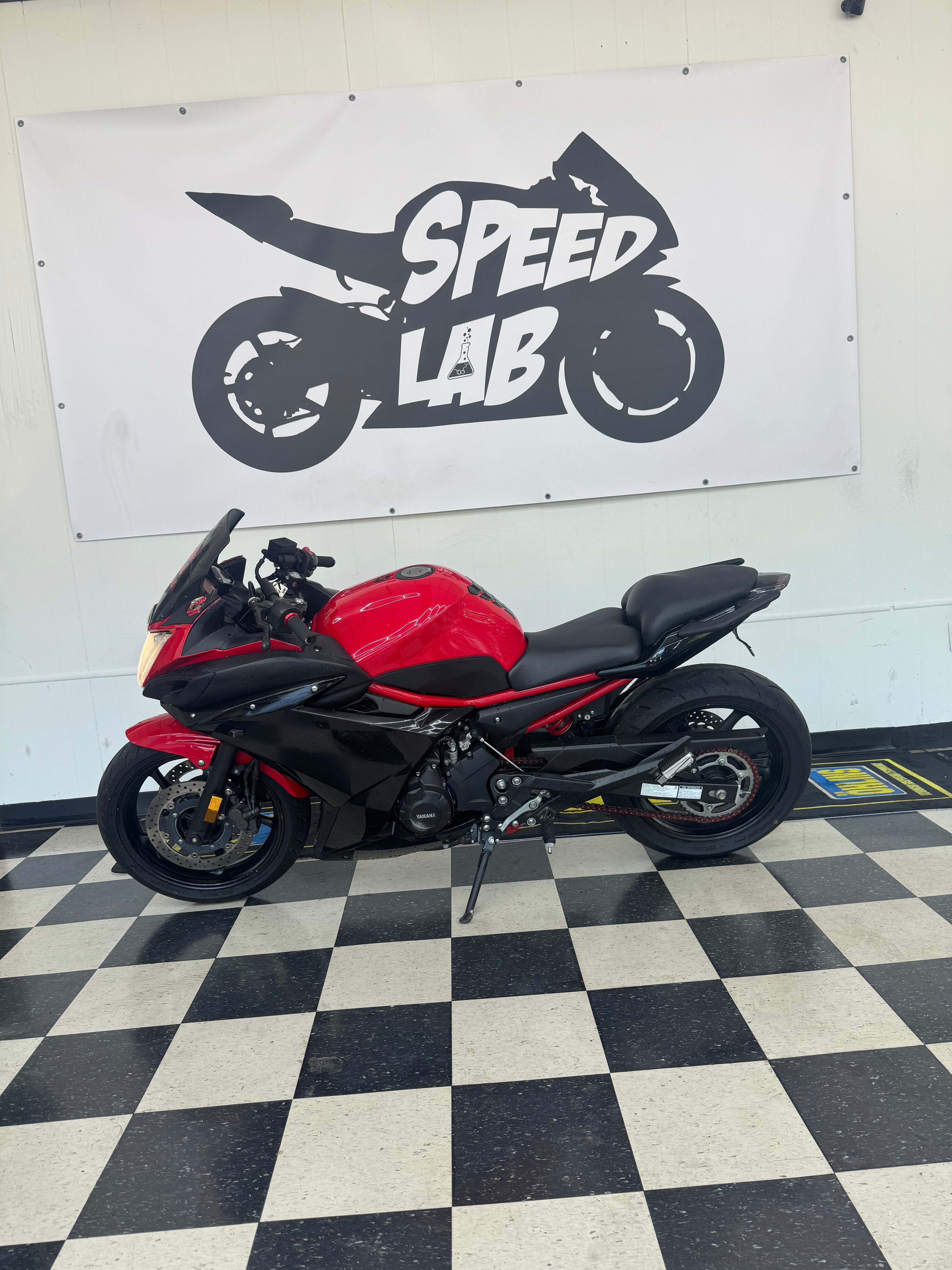 2015 Yamaha FZ6R
