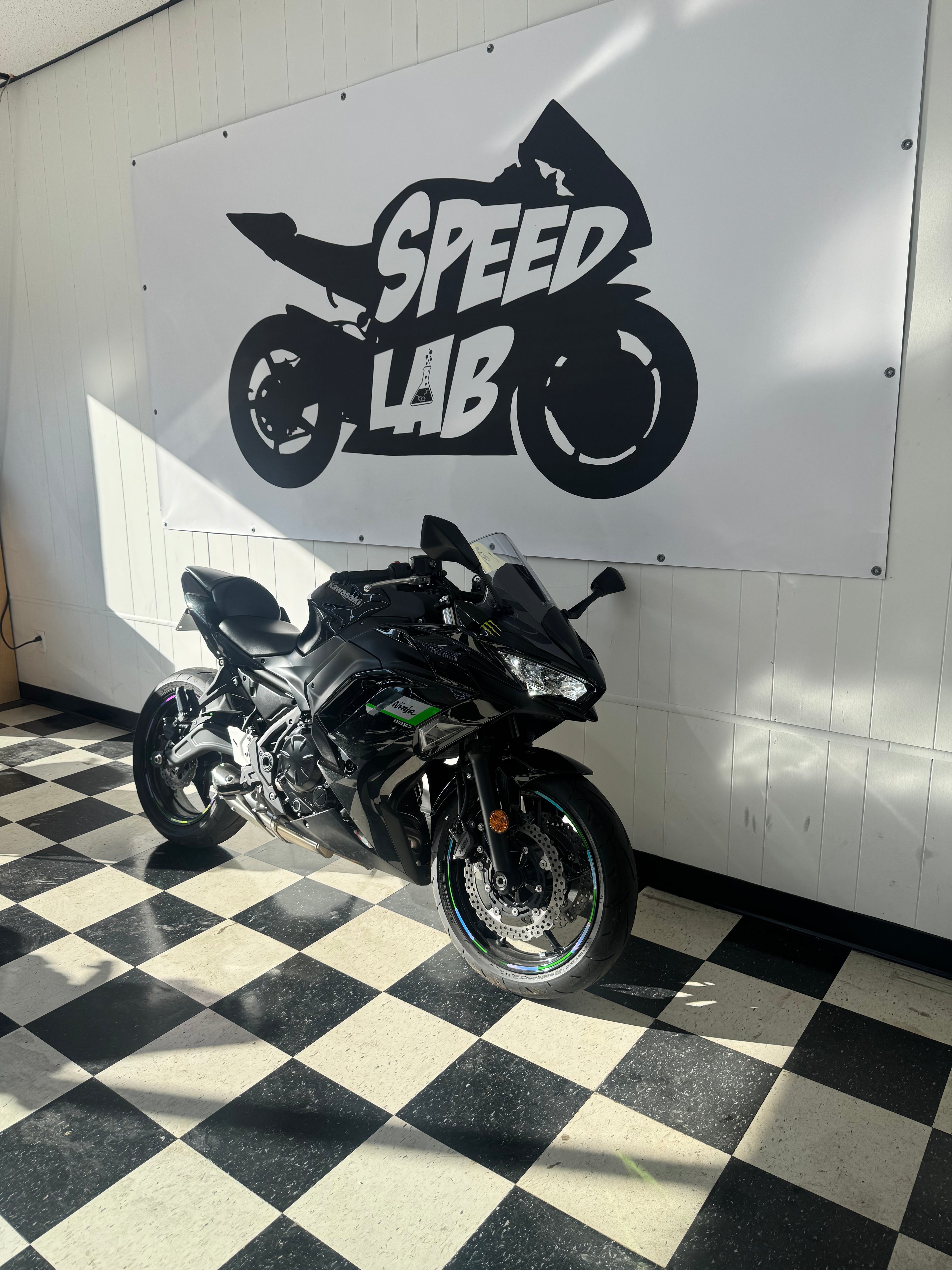 2025 Kawasaki Ninja 650