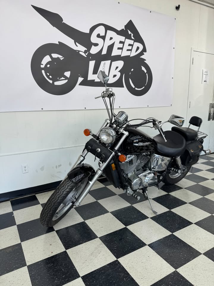 2004 Honda Shadow Spirit 1100 image 4