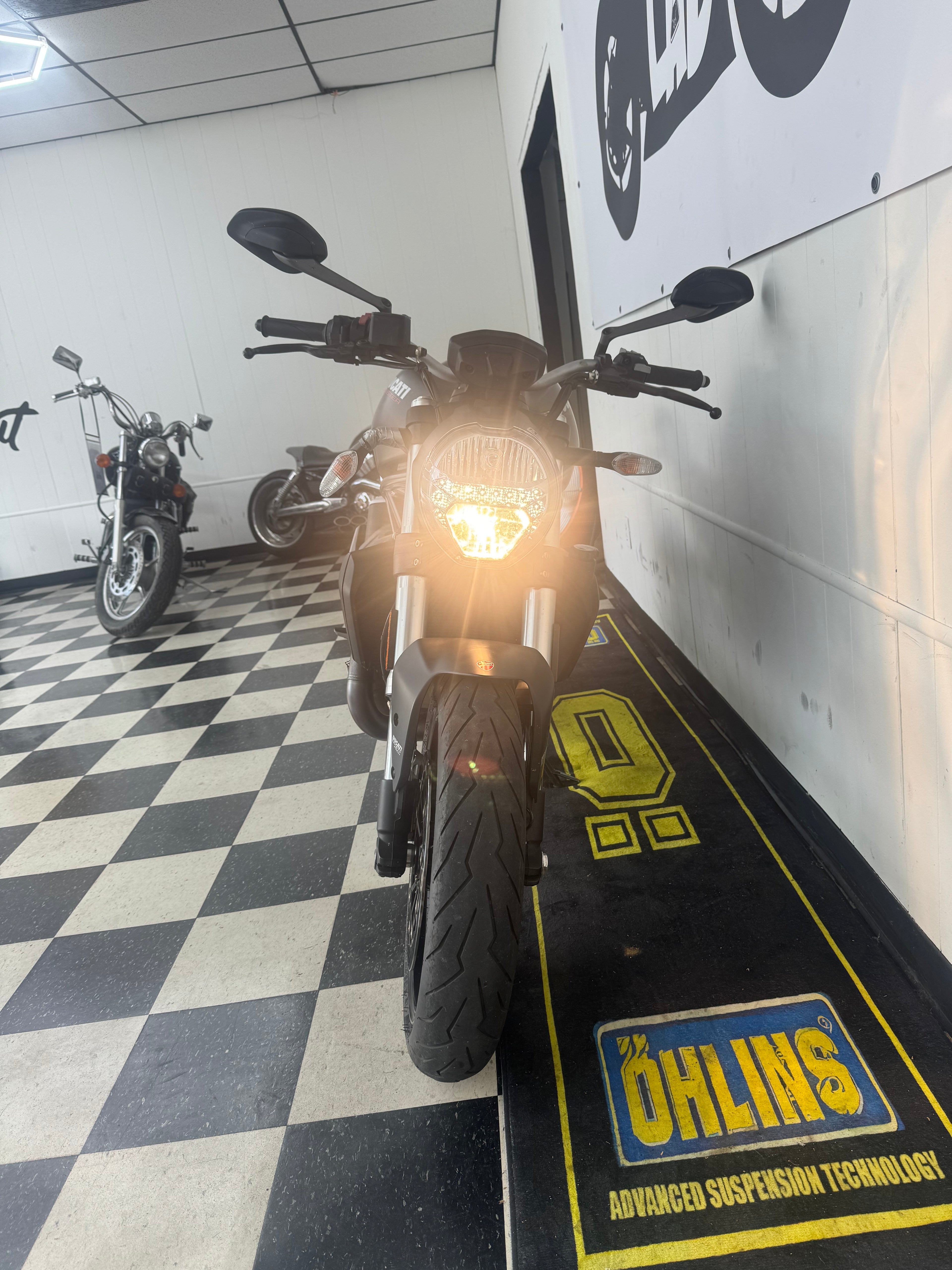 2018 Ducati Monster 821 image 6