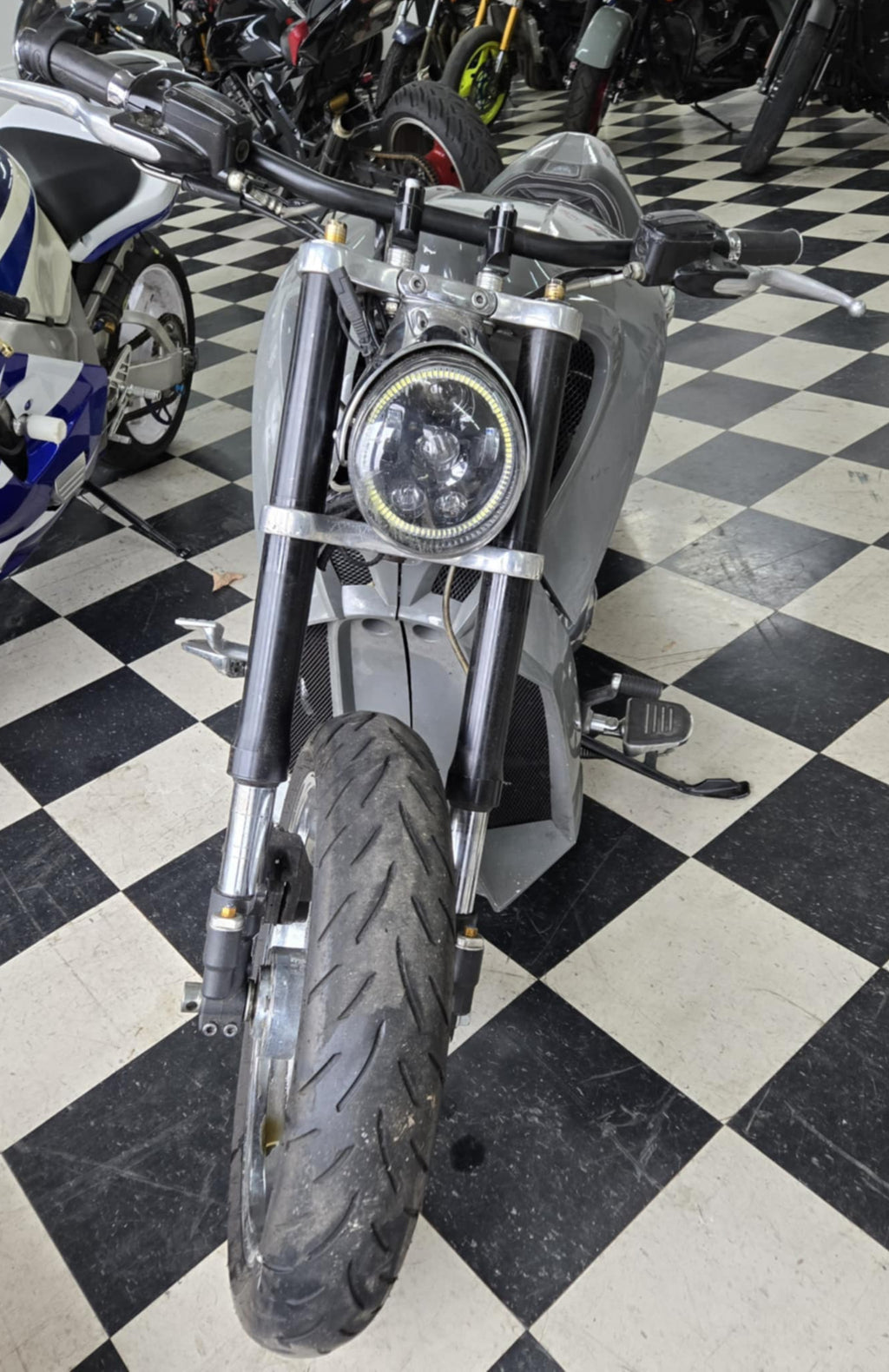 2008 Harley-Davidson V-Rod image 1