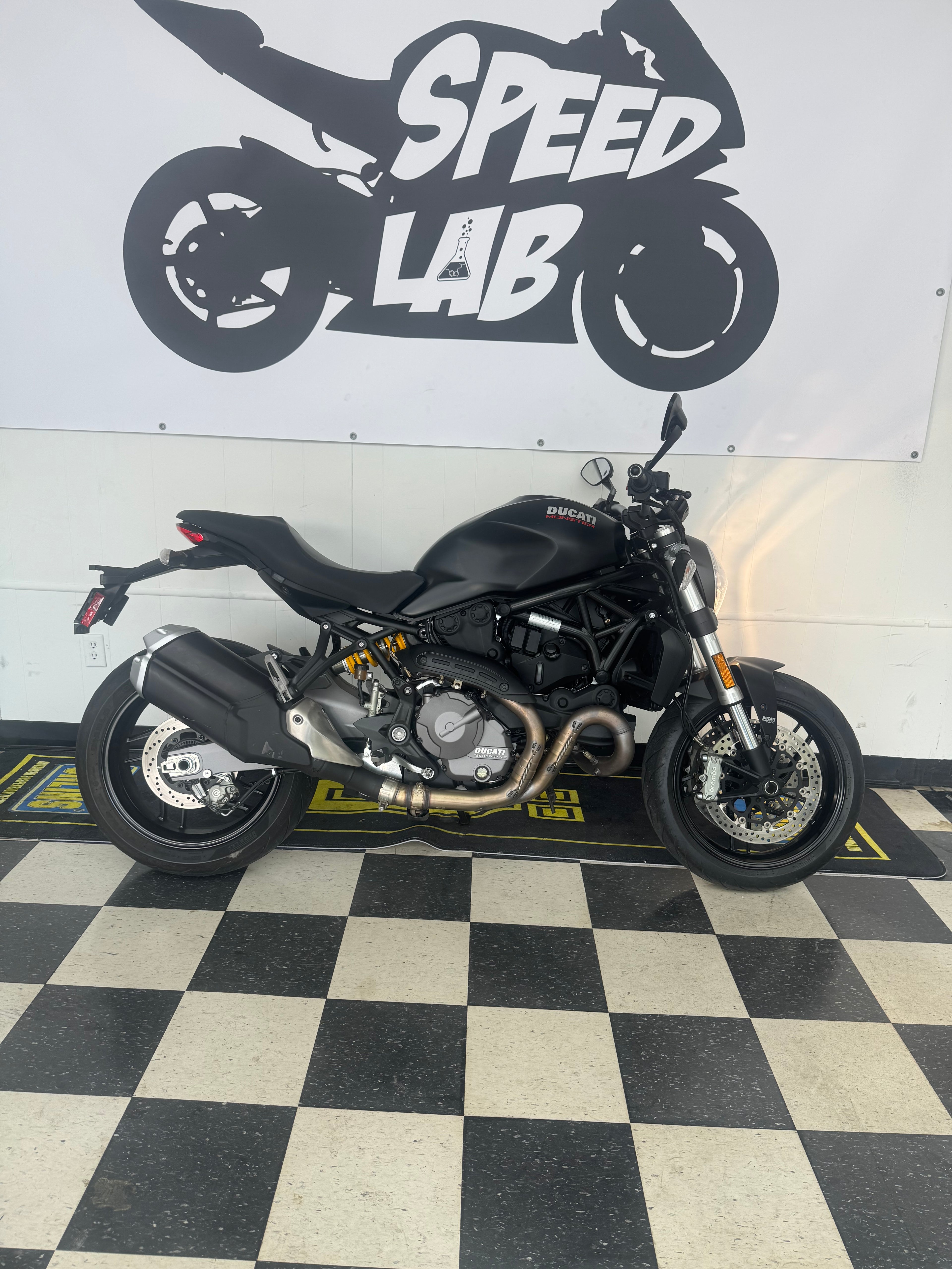 2018 Ducati Monster 821 image 0