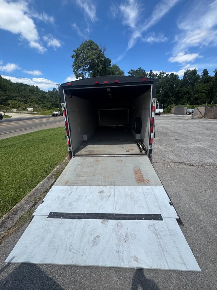 2015 20' Enclosed Car Hauler